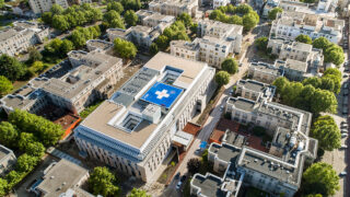 patient-suicide-hospital-staff-shocked-lion