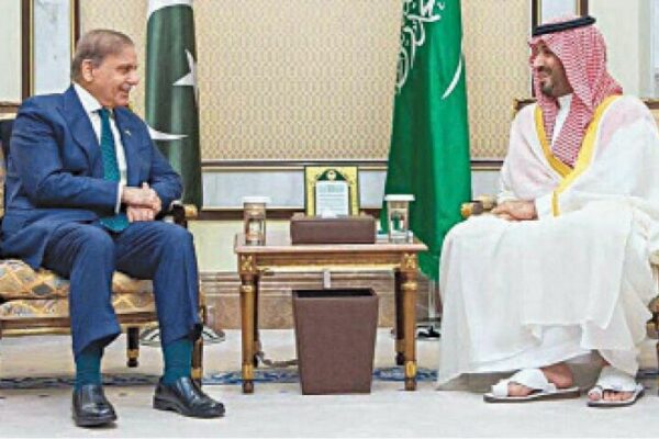وزیر اعظم شہباز شریف کا سعودی ولی عہد کا شکریہ، بھارت سے کشیدگی ختم کرنے میں کردار پر اظہارِ تشکر