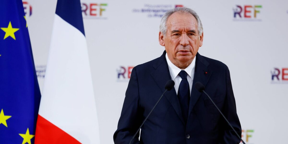 france-economic-crisis-pm-francois-statement-economy