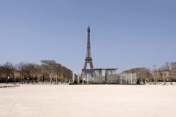 شانزے لیزے پر یوکرینی خاتون کا مبینہ ریپ: لیبیا کا ملزم نگرانی میں رہا