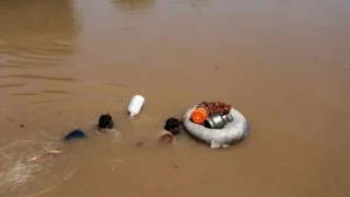 imf-pakistan-flood-expenses-budget-flexibility-review