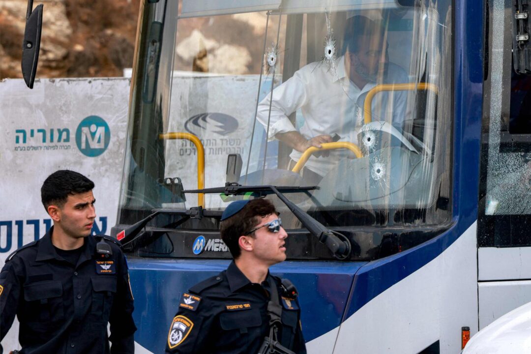 jerusalem-shooting-five-killed-twelve-injured