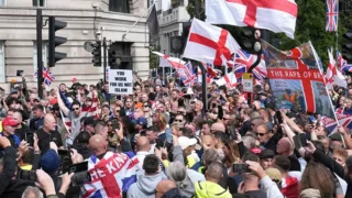 london-tommy-robinson-far-right-rally-100k-attend