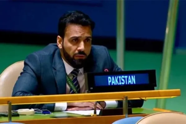 اقوام متحدہ میں پاکستان کا بھارت پر شدید ردعمل، ’علاقائی غنڈہ‘ اور ’دہشت گردی کا سرپرست‘ قرار