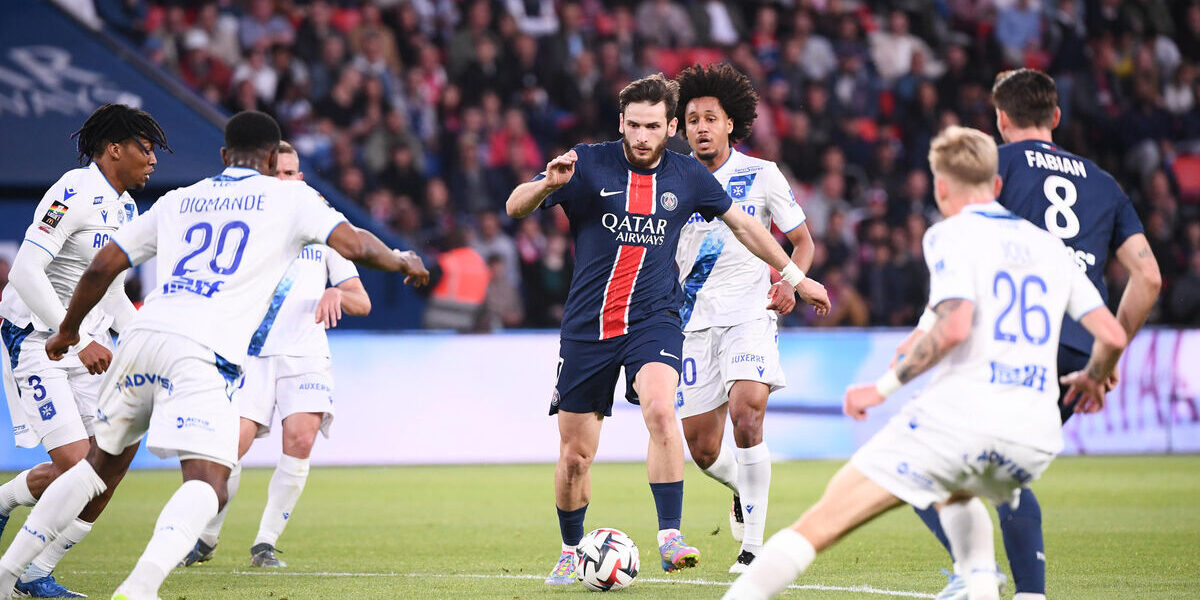 psg-dembele-honor-barcelona-challenge-captain-absence