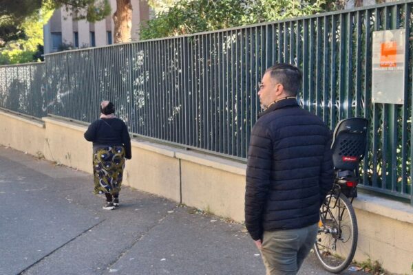 مارسی میں اورنج کے دفاتر بند، منشیات کی جنگ نے ملازمین کو گھر بھیج دیا