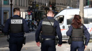 Paris: Two Women Randomly Assaulted in the Face by a Man in the 10th Arrondissement