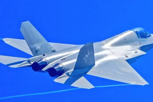 چین کا جے-35اے اسٹیلتھ فائٹر تیزی سے تیار کرنے کا فیصلہ، عالمی منڈی پر نظر