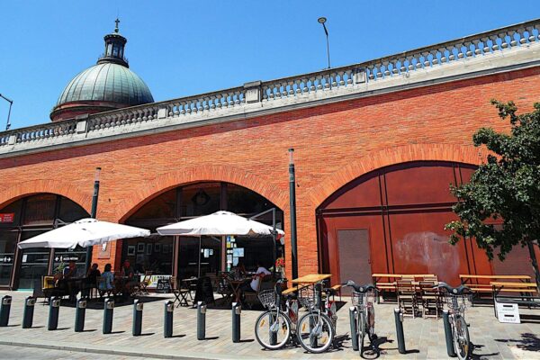 فرانس میں فروری کی تاریخ کا گرم ترین دن، جنوب مغرب میں درجہ حرارت 30 ڈگری کے قریب پہنچا