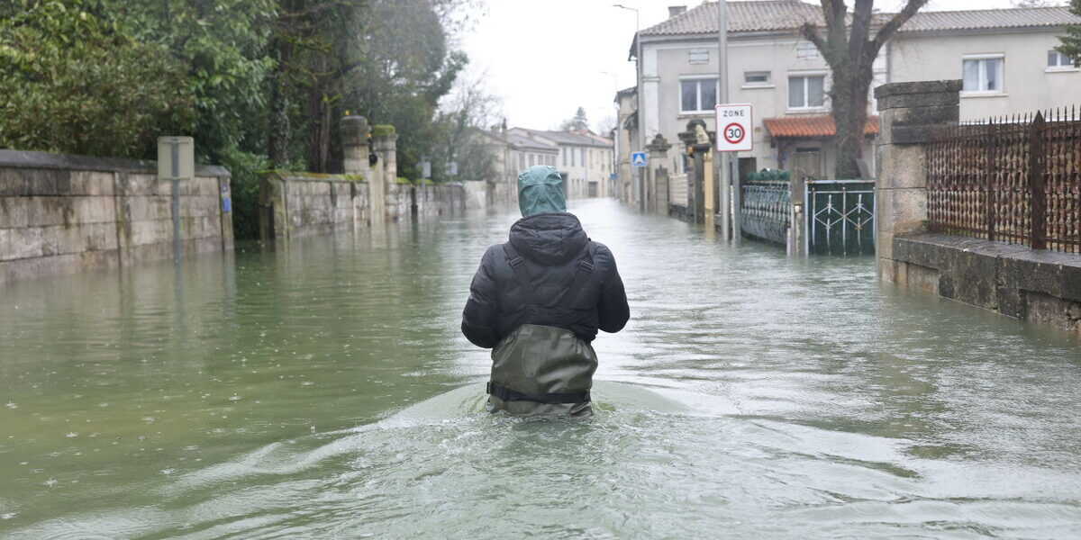 Flood Crisis in Western France to Continue Through Weekend