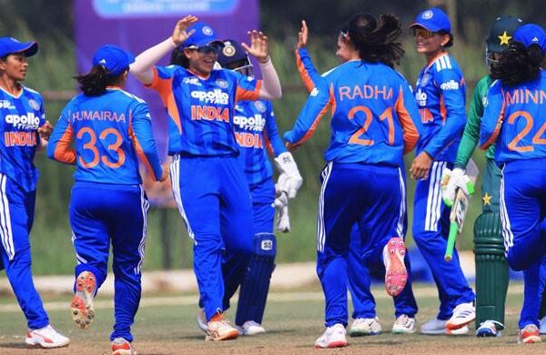 انڈیا اے نے ایشیا کپ رائزنگ اسٹارز میں پاکستان اے کو آٹھ وکٹوں سے شکست دے دی