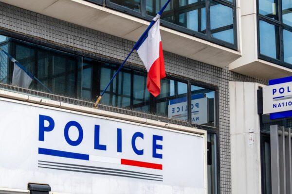 فرانس میں فریزر میں دو شیر خوار بچوں کی لاشیں برآمد، ماں گرفتار