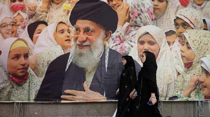 Iran Vows 'Ferocious' Response to Any US Strike as Talks Loom