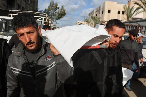 غزہ میں اسرائیلی فضائی حملوں میں 17 شہری ہلاک، جنگ بندی کی خلاف ورزیاں جاری