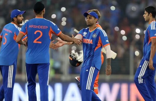 محمد عامر کا بڑا دعویٰ: ‘بھارت ٹی20 ورلڈ کپ سیمی فائنل میں نہیں پہنچے گا’