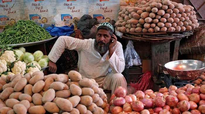 Pakistan's Inflation Rises to 5.8% in January, Exceeds Target