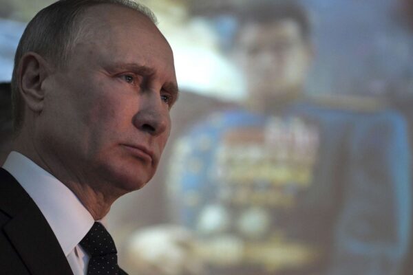 تاریخ کو ہتھیار بنا کر جنگ کی توجیہ: پوتن کا خطرناک تاریخی بیانیہ