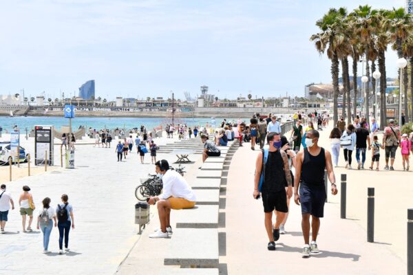 اسپین کا تاریخی سیاحتی ماڈل اب ‘سن اینڈ بیچ’ سے آگے کی راہ تلاش کر رہا ہے