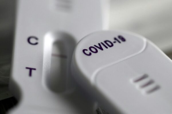 طویل کووڈ: علاج کی تلاش میں نفسیاتی نظریہ متنازعہ بن گیا