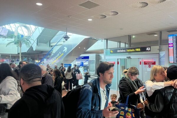 خلیجی بحران کے بعد دبئی اور کوٹ ڈی ازور کے درمیان ہوائی رابطہ بحال