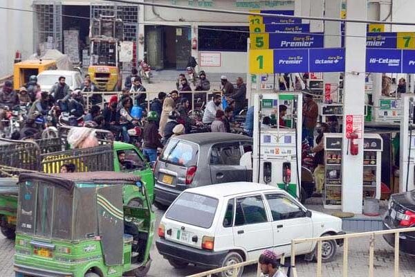 مرکز نے صوبوں سے ایندھن سبسڈی میں حصہ دار بنانے کا مطالبہ کر دیا