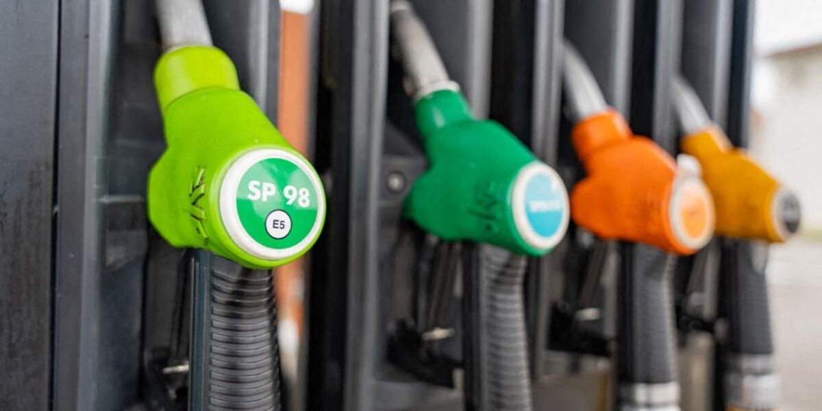 French Government Denies Fuel Price Windfall Claims