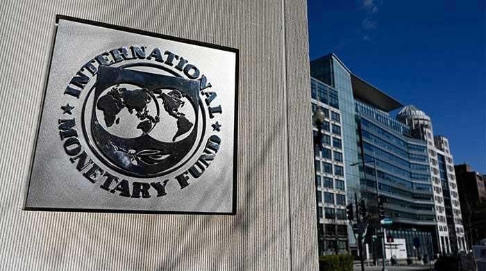 IMF Praises Pakistan's Progress, Flags Medium-Term Risks