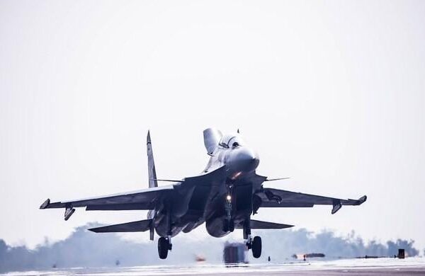 آسام میں ہوائی جہاز کے گرنے سے دو بھارتی پائلٹ ہلاک، تربیتی مشن پر تھا طیارہ