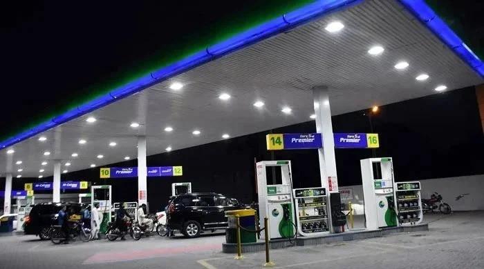 Pakistan's Rs82bn Fuel Price Windfall: Who Profited?