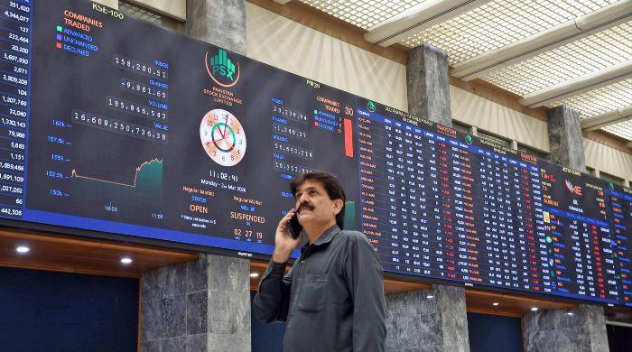 PSX Plunges as Oil Prices, Shipping Woes Dampen Sentiment