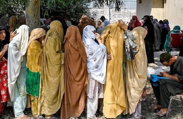 رحیم یار خان میں بینظیر انکم سپورٹ پروگرام کے دوران چھت گرنے سے 8 خواتین جاں بحق، 80 زخمی