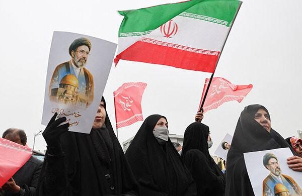 امریکی اور اسرائیلی حملے کے بعد مشرق وسطیٰ میں جنگ کی لپیٹ، ٹرمپ کا دعویٰ ایران ‘مکمل شکست’ سے دوچار