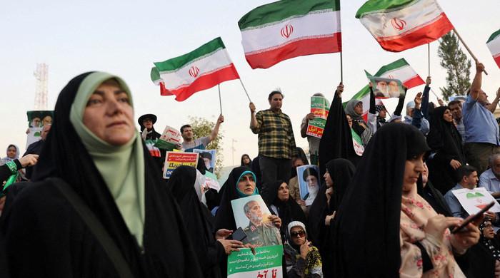 US-Israel Strikes Escalate as Regional Powers Seek Dialogue