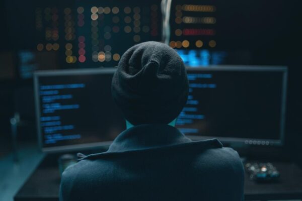 عالمی انٹرنیٹ کا اہم سافٹ ویئر ایکس آئی او ایس خفیہ سائبر حملے میں ہیک