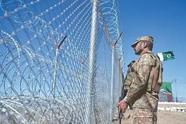 افغان طالبان کے دعووں کو مسترد، پاکستان نے بارڈر فینس کی سالمیت کی تصدیق کردی