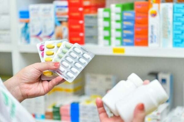 حکومت نے 35 ضروری ادویات کی قیمتوں کی منظوری دے دی، قلت کا خاتمہ متوقع