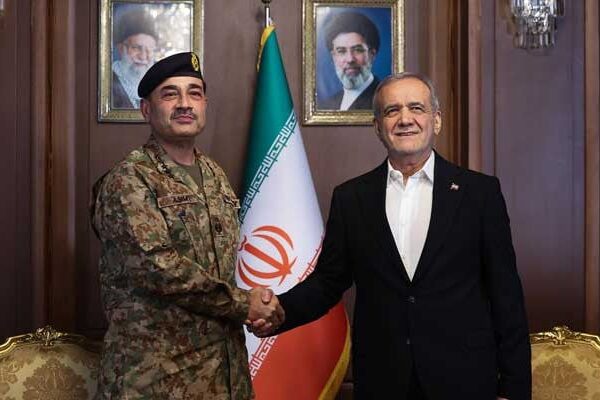 امریکہ ایران جنگ بندی کو مستحکم بنانے کے لیے فیلڈ مارشل اسیم منیر کا تہران میں اعلیٰ سطحی دورہ