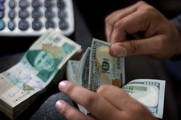 جون تک 4.8 ارب ڈالر بیرونی قرضوں کی واپسی کا بندوبست، متحدہ عرب امارات کو 3.5 ارب ڈالر ادا کرے گا پاکستان