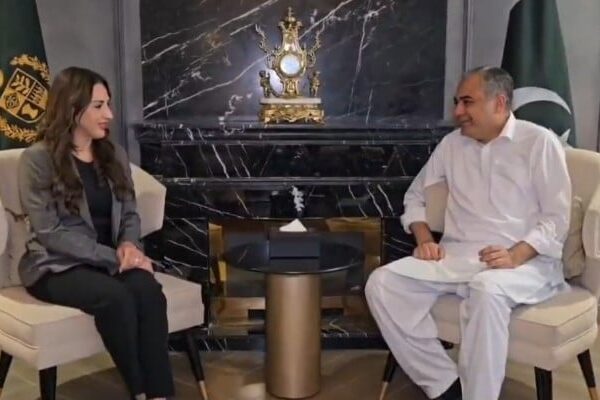 امریکا اور ایران کے درمیان دوسرے دور کی بات چیت کے لیے پاکستان کی سفارتی کوششیں تیز