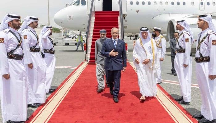 PM Shehbaz Arrives in Qatar for Key Talks Amid Regional Diplomacy Push