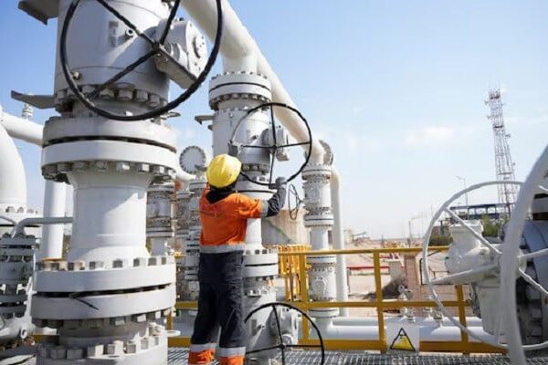 ٹرمپ کے خطاب کے بعد تیل کی قیمتوں میں دھماکا، برینٹ 105 ڈالر سے تجاوز