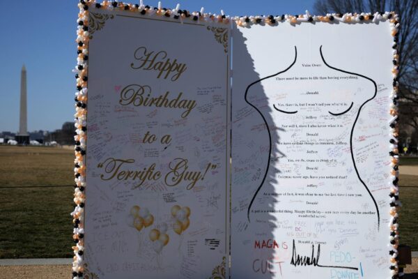 جج نے ٹرمپ کے 10 ارب ڈالر کے مقدمے کو مسترد کر دیا