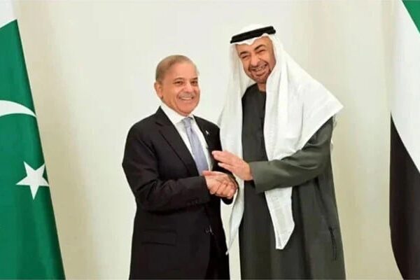 متحدہ عرب امارات کے قرض کی واپسی نے پاکستان کے بیرونی ذخائر پر دباؤ بڑھا دیا