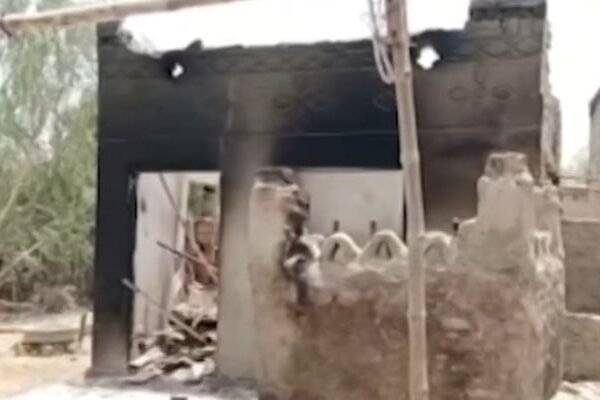 جیکب آباد میں محبت کی شادی پر خوفناک انتقام، 100 سے زائد گھر نذر آتش