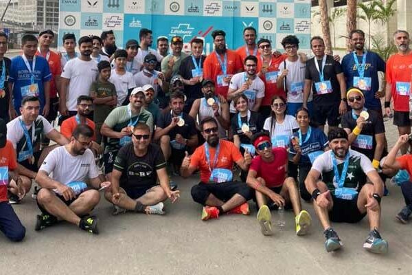کراچی میں گلوبل ون رن ہاف میراتھن: 1500 سے زائد رنرز کی شرکت، کھٹک اور نیامت نے مارا میدان