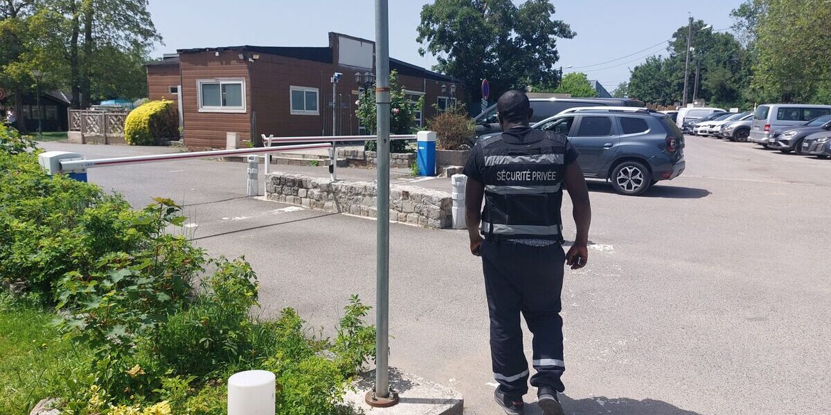 Teen Fatally Stabbed at Seine-et-Marne Campsite