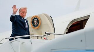 Trump Urges Caution on Iran Deal as Blockade Holds