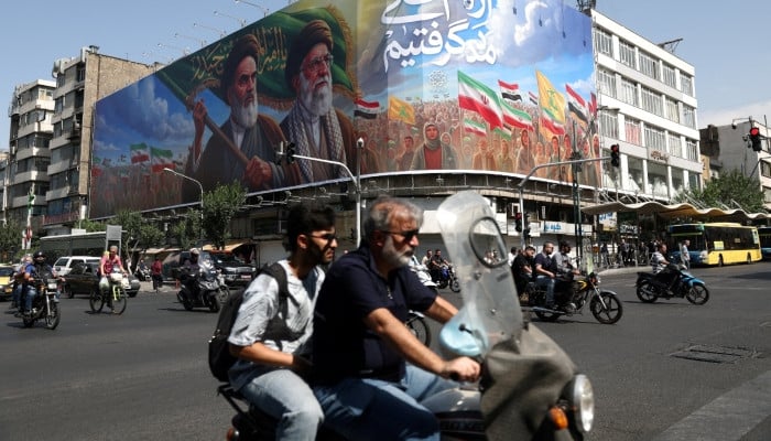 Iran Peace Deal Looms as New Clashes Flare Near Hormuz