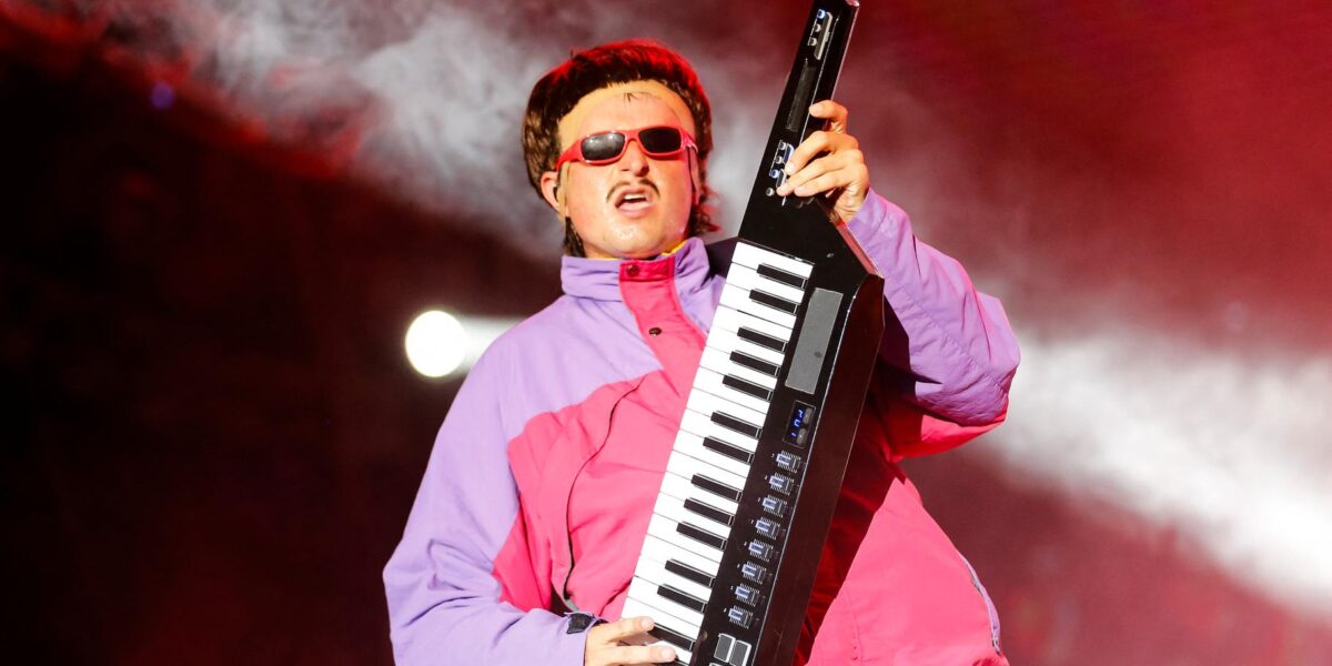 Singer Oliver Tree Dies in Rio Helicopter Crash