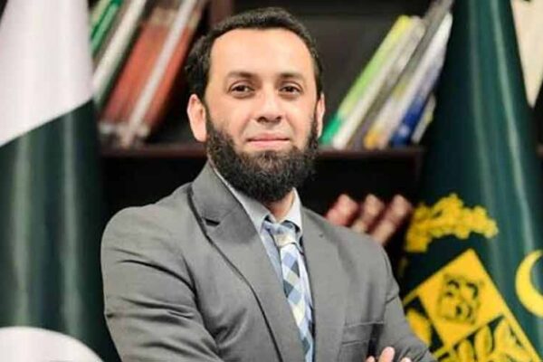 دہشت گردوں کو ’عسکریت پسند‘ کہنا سنگین غلطی ہے، پاکستان کا افغانستان کے سامنے کراچی حملے پر سخت احتجاج